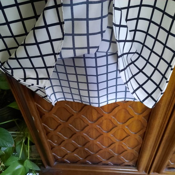 3/$15 Soda Pop Checkered Printed Tank Blouse - Black/White Size XS - Picture 6 of 15